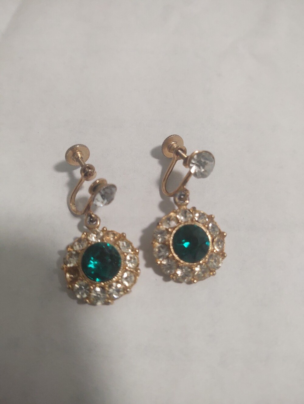 Vintage Emerald Green Earrings
